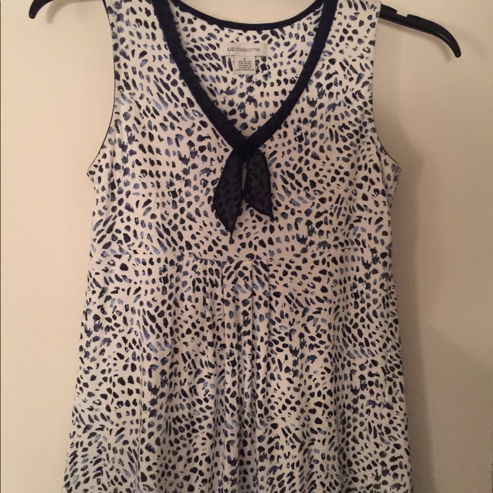 Liz Claiborne size small women’s top